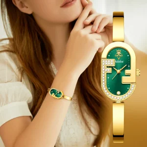 Luxury Cases Material Paper Oval Hook Buckle Temperament Bracelet Quartz Watch