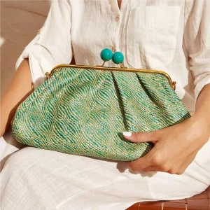 Fashionable Woven Large Capacity Clutch With clip